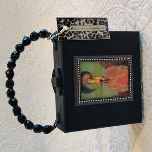 KBD Specialty Framed Victorian Lady Faux Fur Lined Metal Box Beaded Handle Purse